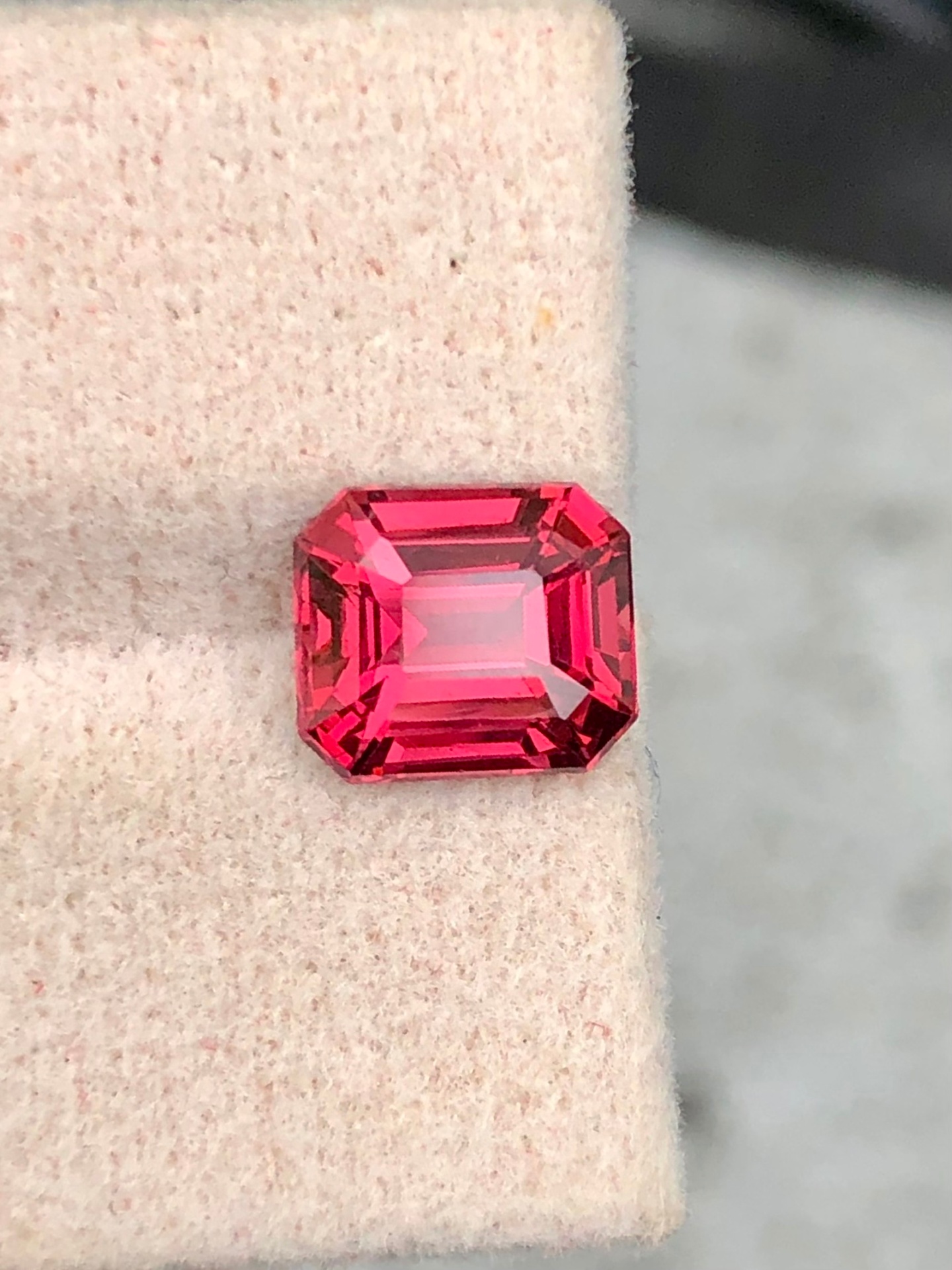 Granato Mahenge naturale 3.095 ct